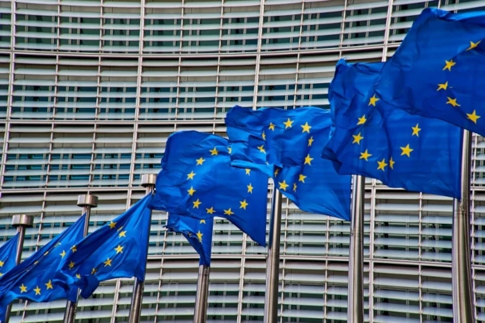 Parlament Europejski i regulacje AI